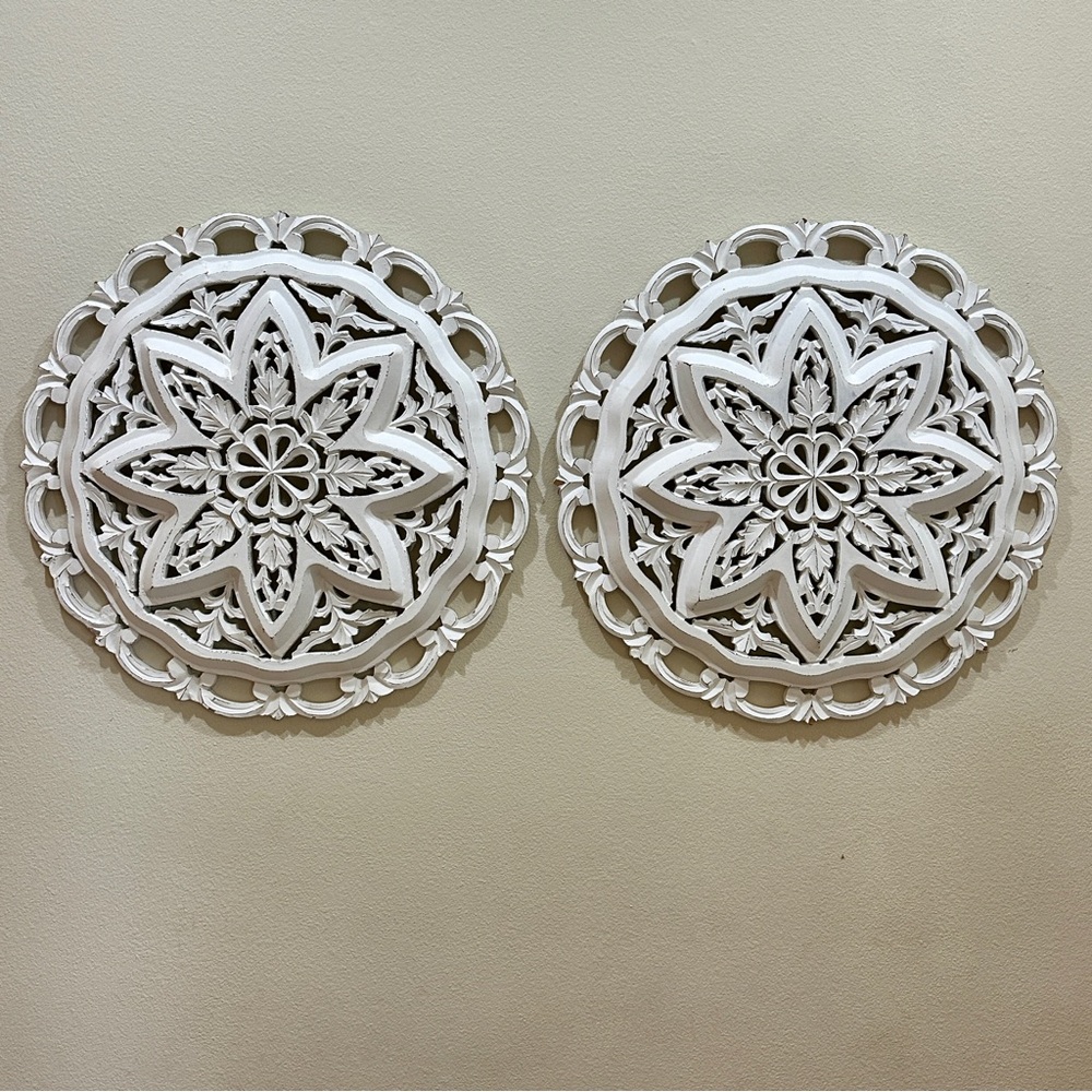 NEW White Wood Floral Mandala Medallion 24” Round Wall Decor Art - Set of 2